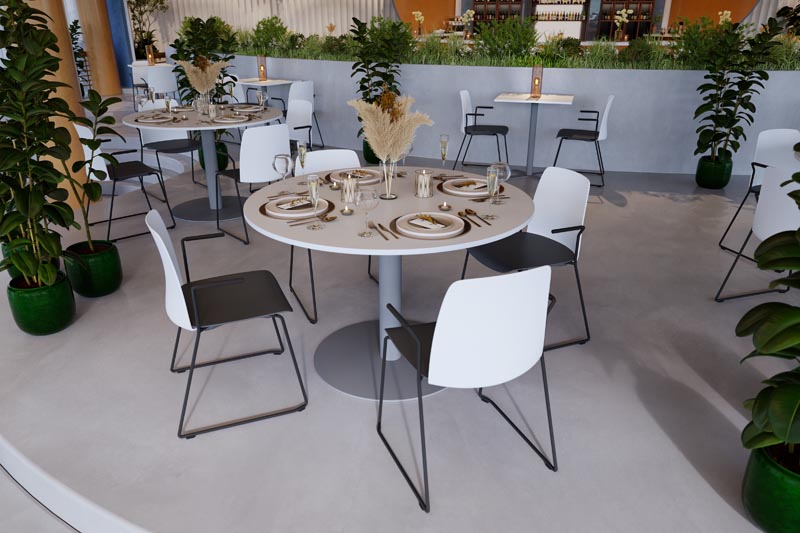 WhiteBack_Black-Seat_-Armrest-08